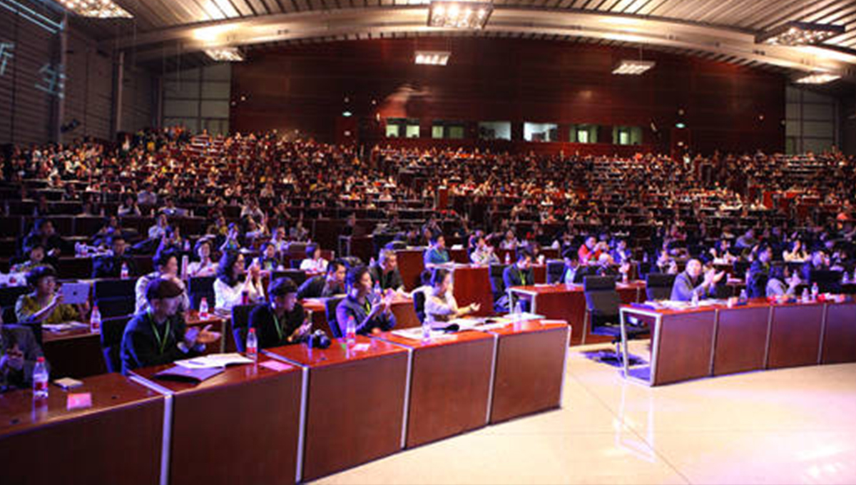 熱烈祝賀2015安德馬丁國際室內(nèi)設(shè)計(jì)峰會圓滿落幕 2