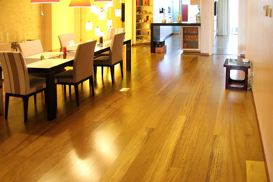 得高北歐進(jìn)口地板,高品質(zhì)從選材開始 2 得高北歐進(jìn)口地板,高品質(zhì)從選材開始 2