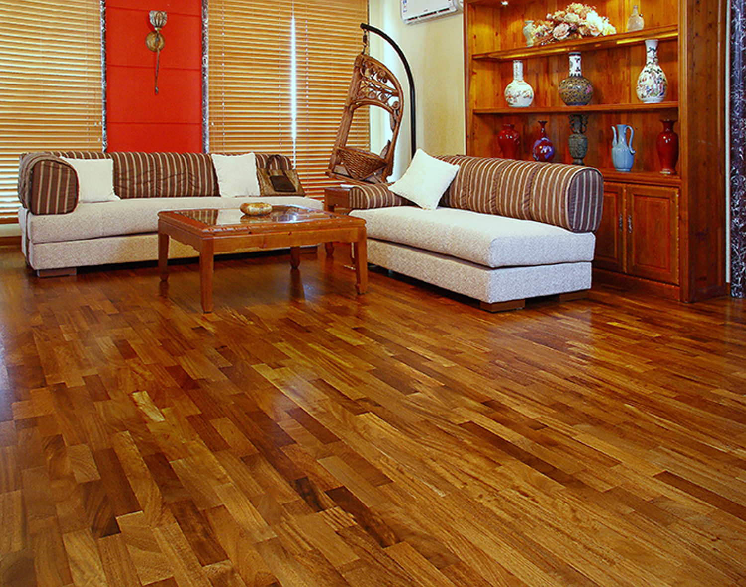 簡約而不簡單,得高北歐進(jìn)口地板 三拼經(jīng)典系列-三拼伊洛格(黃金木)-3 簡約而不簡單,得高北歐進(jìn)口地板 三拼經(jīng)典系列-三拼伊洛格(黃金木)-3