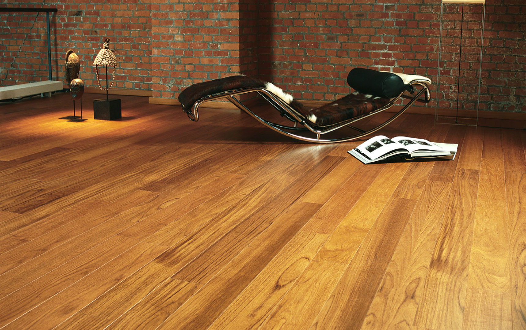 實(shí)木復(fù)合地板重新定義了高品質(zhì)生活的標(biāo)準(zhǔn) 圖片1 實(shí)木復(fù)合地板重新定義了高品質(zhì)生活的標(biāo)準(zhǔn) 圖片1